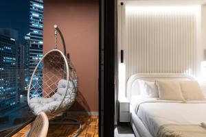 2 Apt Combo Studio And 1BR Same Tower Canal View