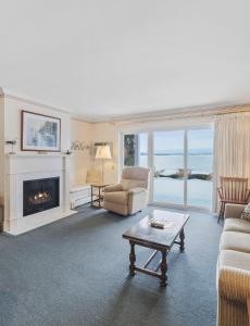109 Water Street Inn