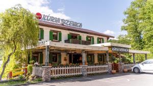 Kuria Bzenica