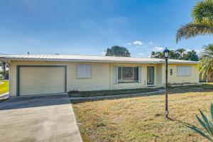 Dockside Punta Gorda Anglers Retreat on Canal!
