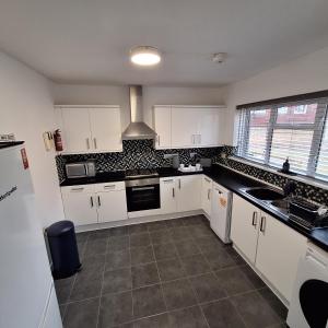 Free Parking, comfortable, stylish house, Greater London & Kent Gateway