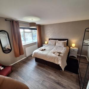 Free Parking, comfortable, stylish house, Greater London & Kent Gateway