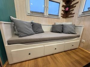 KE-Tiny Siedlung Haus Charlie