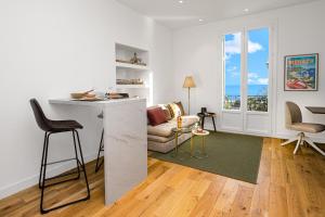 Bord de mer - Beau 2 pièces rénové - Parking - EX