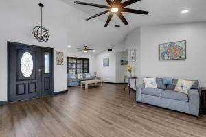 Boca Grande Getaway 4BR 2BA Golf Couse HEATED POOL