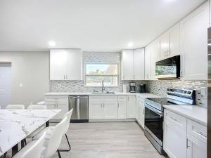 The Grand Gathering House 12BR 6BA