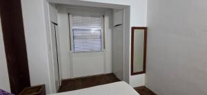 Departamento Centrico frente al río a 100m del Monumento