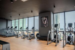 Space Residency Premium Suite Near KSL Mall by Nest Home