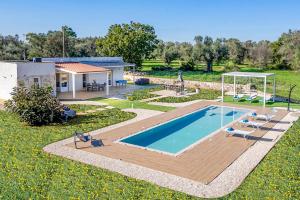 Villa Mastroronzo by Villa Plus