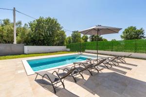 Villa Azurno by Villa Plus