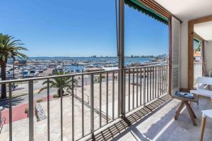 Encantador apartamento con hemosa vista al puerto