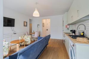 Lovely Sá - By Y Concept