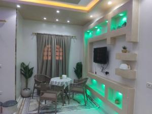 Ozoris Pyramids View Inn