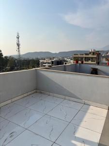 Doon Winterline Mountain & Winterline View Rooftop Apartment