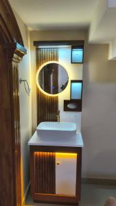 Hideout luxe