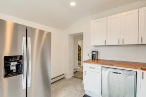 Pet-Friendly Home w Lake Views & Deck!