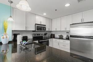 Oceanfront Three-Bedroom Luxury Condo With Breathtaking Gulf Views