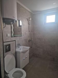 neues Luxus-Apartment mit Meerblick und Balkon