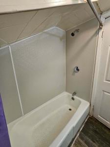 Rooms on East side near Whole Foods, Brown, Miriam, Downtown, etc