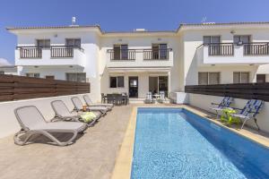SunnyVillas 3BR House Private Pool POLY