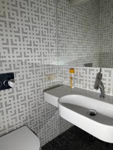 Мост сити кв 138 очень теплая генератор