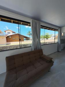 Casa em praia do mar aberto