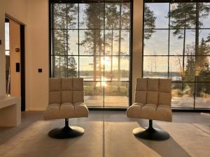 New Luxury Villa by the Sea with Panoramic Views