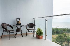 Apartamento con vista al mar, Viva Jaco, Centro
