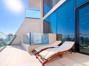 Stunning Luxury Apt Private Pool Binghatti Phantom