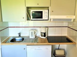 Chalet 3 pièces à La Joue du Loup avec parking, 7 personnes - FR-1-863-4