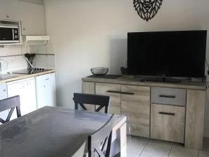 Chalet Mitoyen - 3 Pièces, 7 Pers. - Résidence Les Flocons du Soleil, La Joue du Loup, Dévoluy - FR-1-863-16