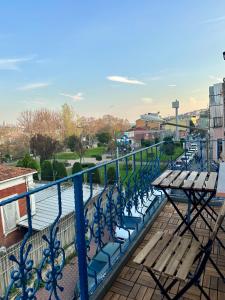 Timeless House Overlooking the Golden Horn with Sea - Nilorayn