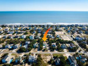 Corolla Getaway with Private Pool 5 mins to Beach