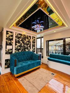Mithram - Alleppey Houseboats