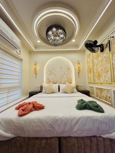 Mithram - Alleppey Houseboats