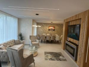 Бутикова къща Марая