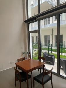 Modern Loft mit Terrasse