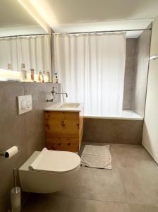 Luxury Studio Ski and Mountain Views