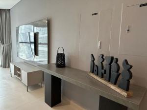 Chic 1 Bhk Retreat in Radiant Viewz, Al Reem
