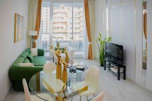 Fully Furnished 2-Bedroom Apt in Gemz by Danube