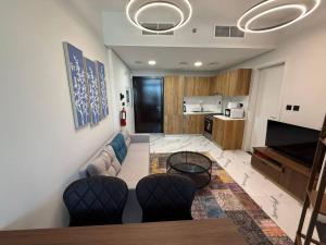 Elegant 1br Apt with balcony - Al Maryah Vista1