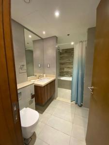 Entire House in Palm Jumeriah with a Sea View