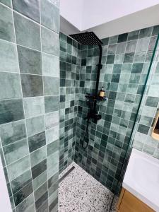 Victoriei Studio Old City