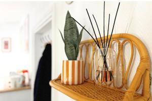 Studio Agabane - By BEST KEYS - Centre-Ville - Cosy & Lumineux - Cuisine Équipée - Smart TV - Lit Confortable - WiFi Fibre - Check-in Autonome - Parking Gratuit à Proximité