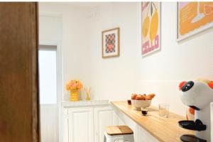 Studio Agabane - By BEST KEYS - Centre-Ville - Cosy & Lumineux - Cuisine Équipée - Smart TV - Lit Confortable - WiFi Fibre - Check-in Autonome - Parking Gratuit à Proximité