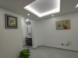 Luxurious Oceanfront Stays Nyali with Pool & AC