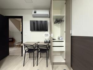 Suíte Completa e Impecável no Lourdes - Suíte 01