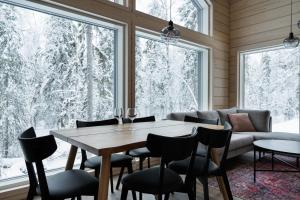 Villa Kuura A8 by Aavalevi