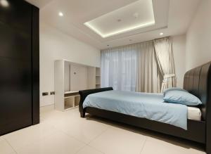 Two bed apartment with amenities