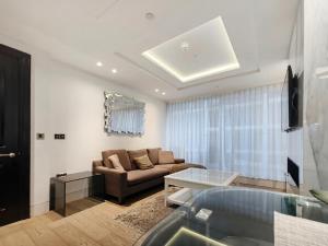 Two bed apartment with amenities